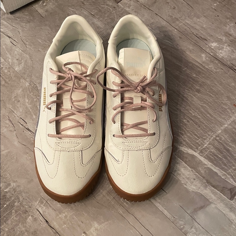 Womens Puma Shoes - Picture 8 of 8